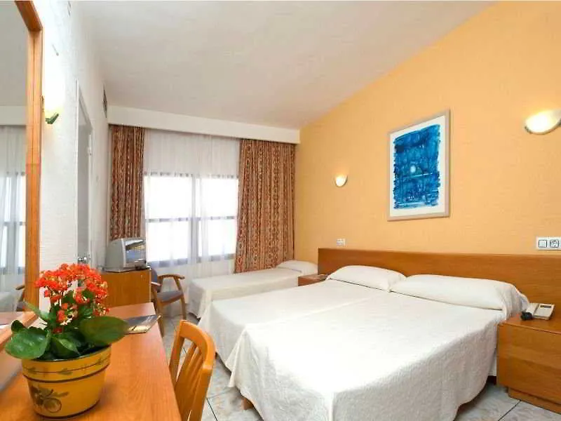 Hotel Tropical San Antonio