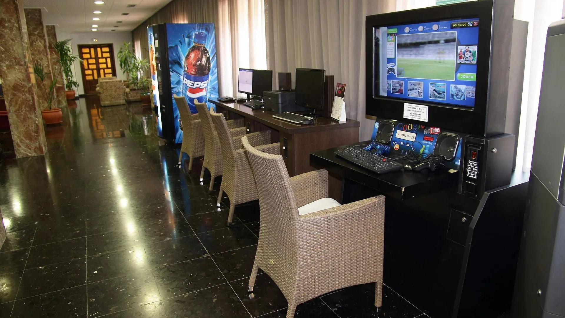 Hotel Tropical San Antonio  Spain